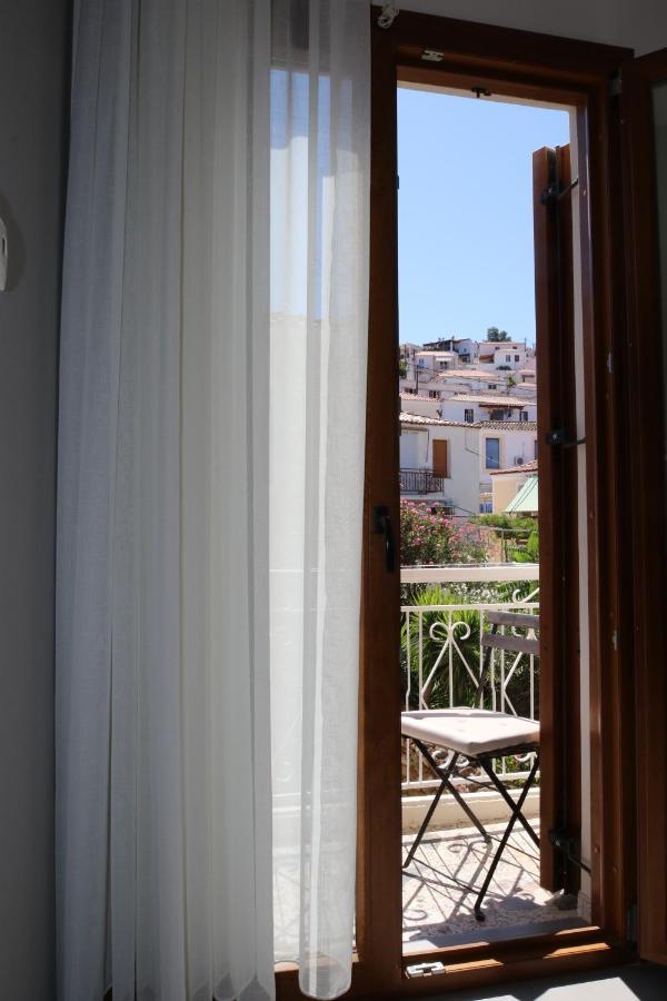 Dimitra Boutique Hotel Poros Town Bagian luar foto