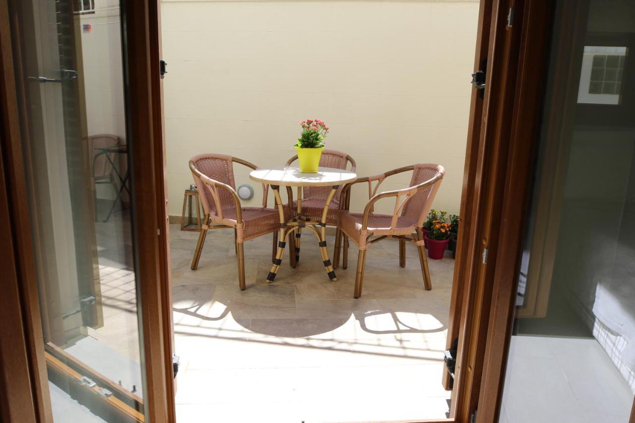 Dimitra Boutique Hotel Poros Town Bagian luar foto