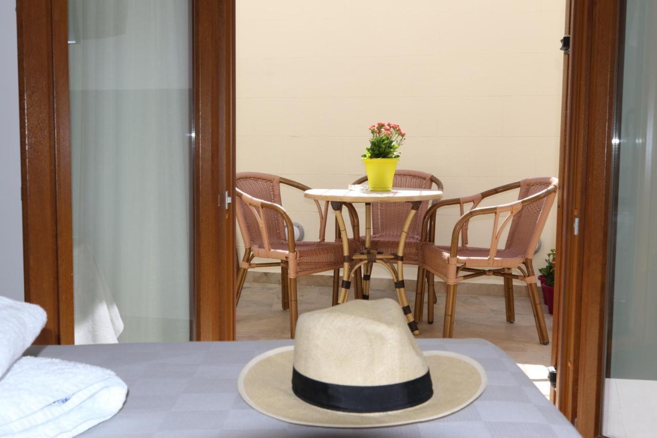 Dimitra Boutique Hotel Poros Town Bagian luar foto