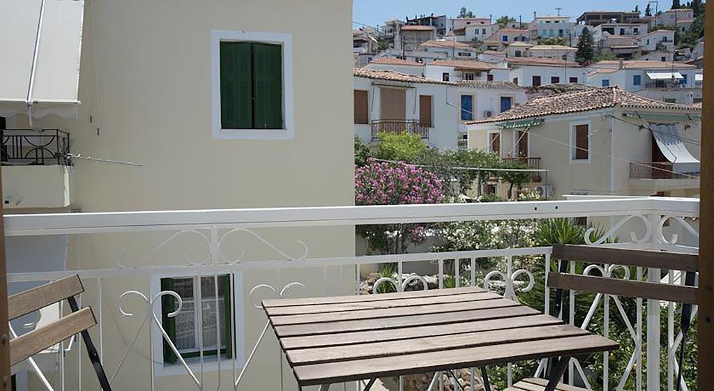 Dimitra Boutique Hotel Poros Town Bagian luar foto