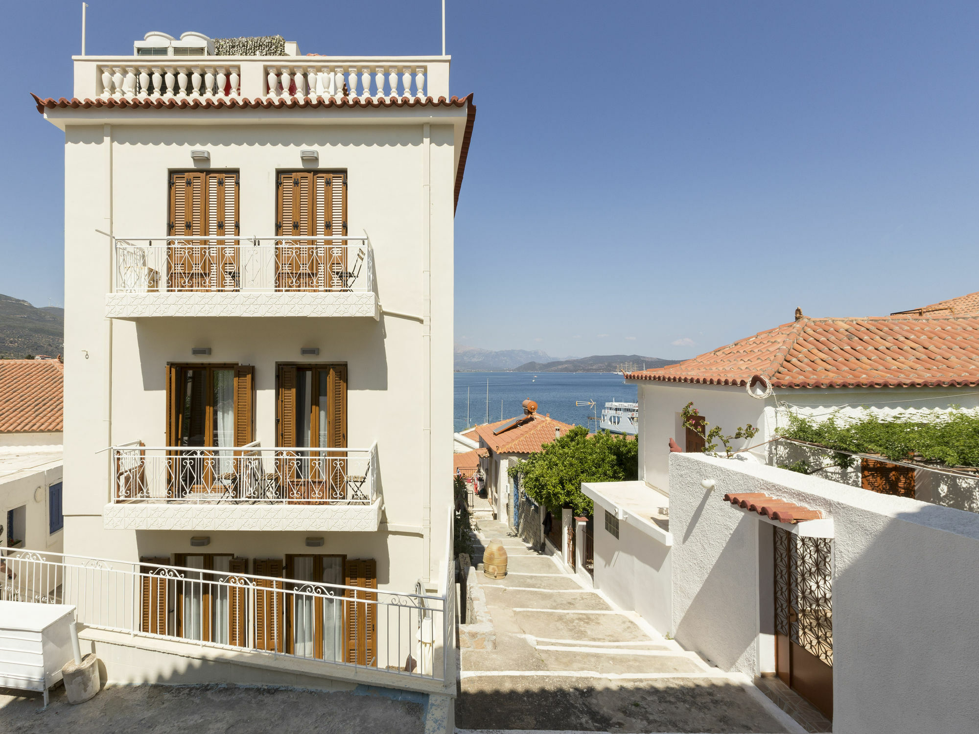 Dimitra Boutique Hotel Poros Town Bagian luar foto
